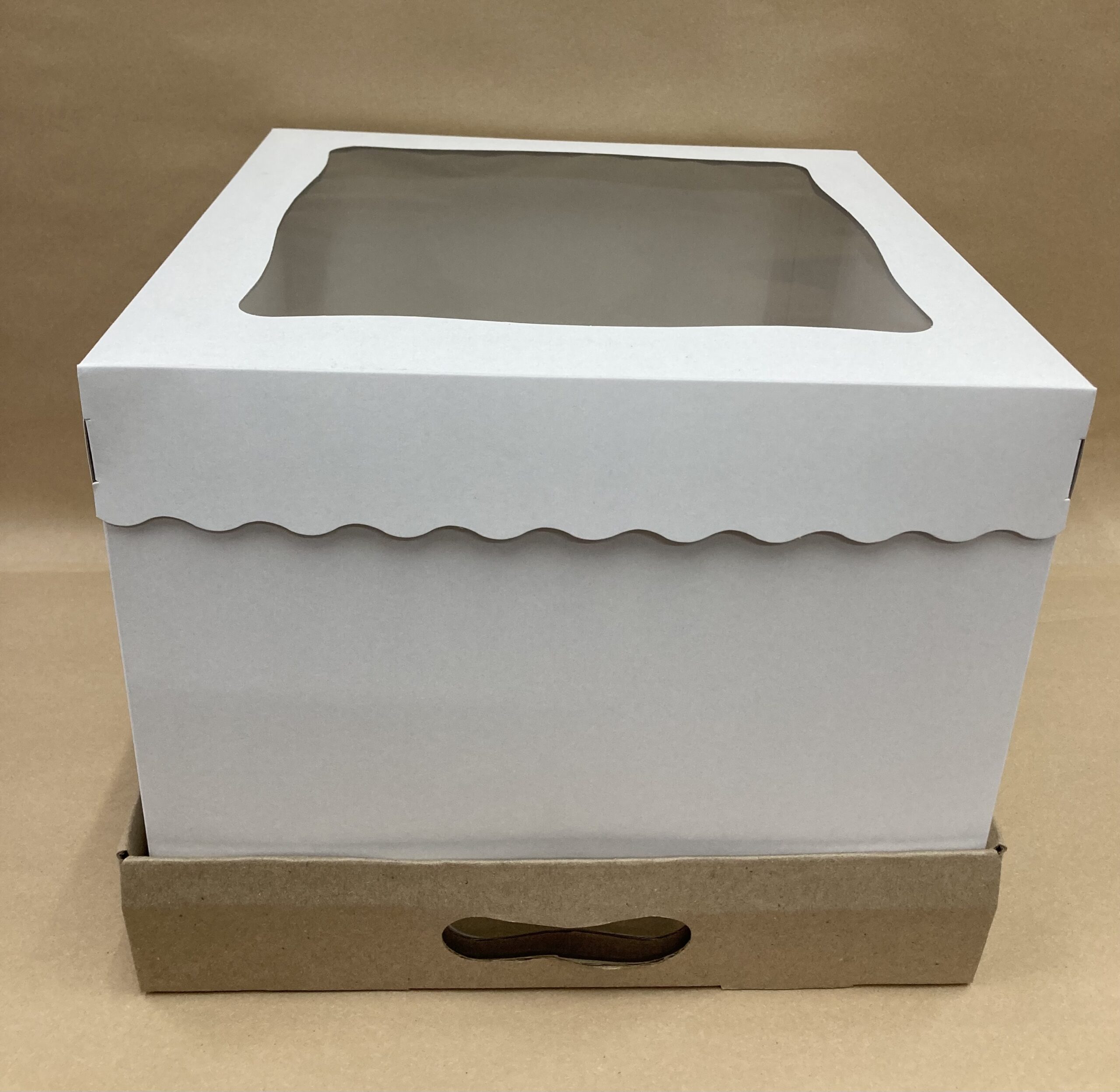 CAJA PARA DESAYUNO/TORTA CON BASE 30x30x30