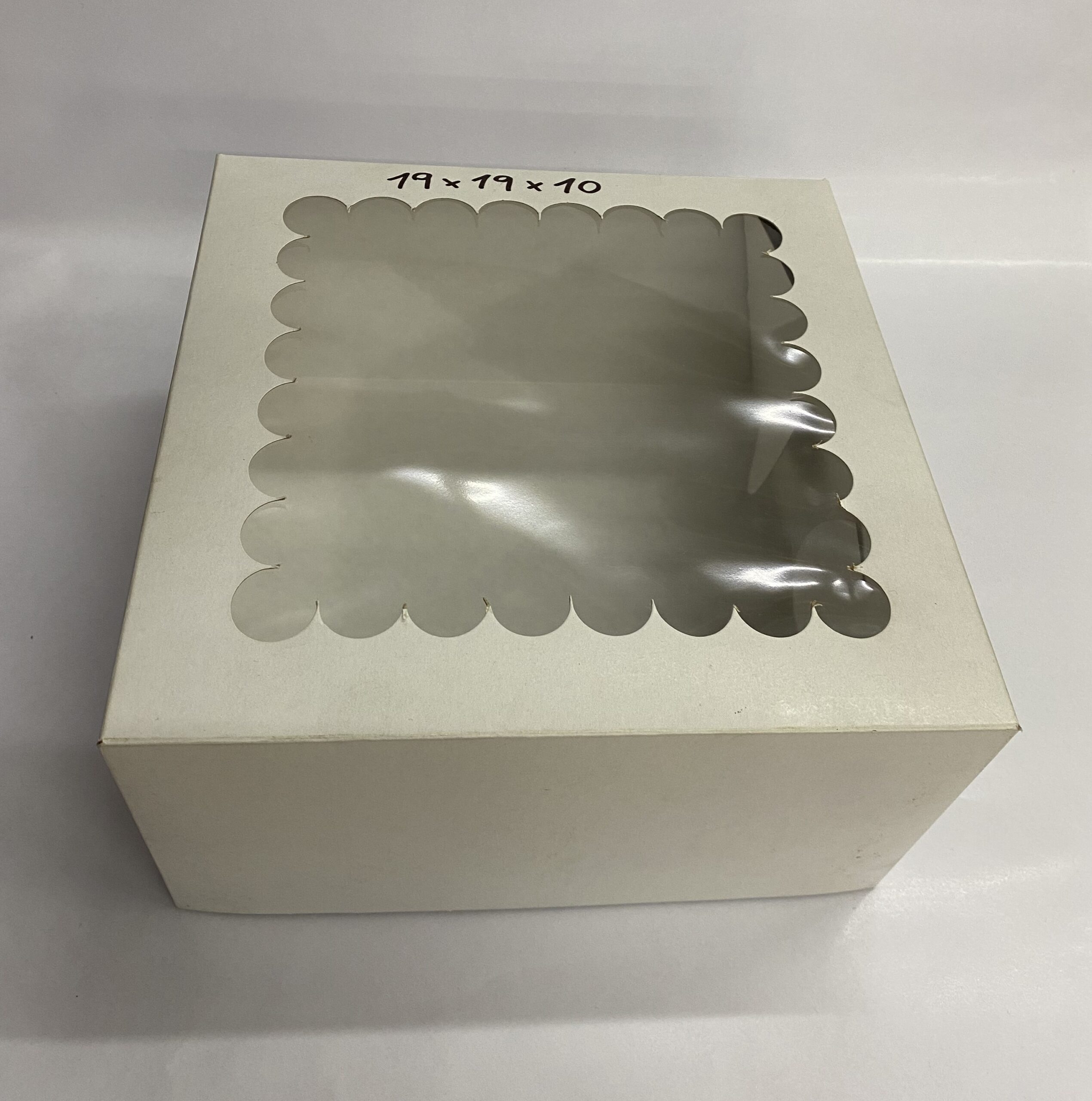 CAJA PARA TORTA CHICA CON VISOR