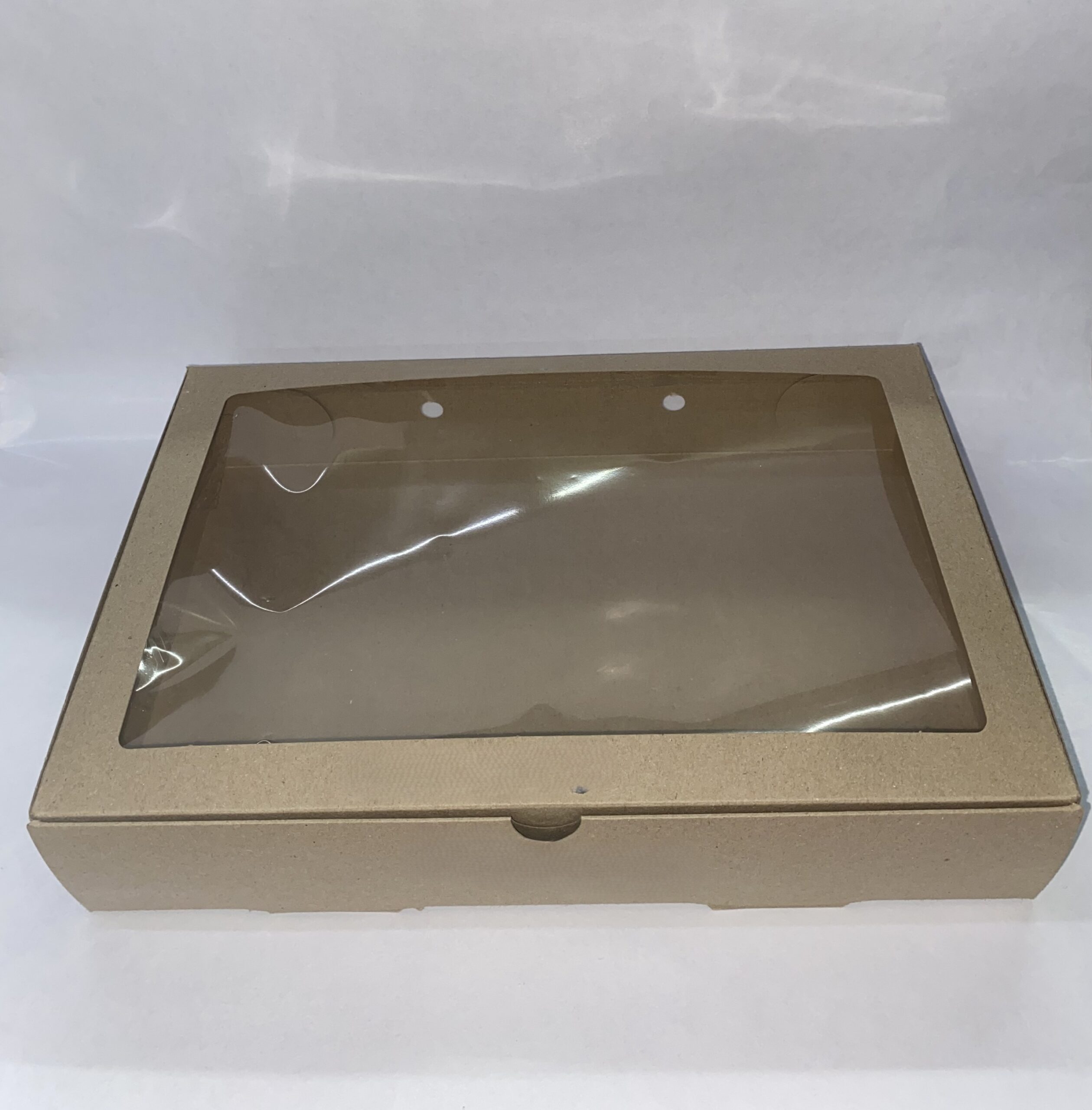 CAJA MARRON GRANDE CON VISOR 30x20x6