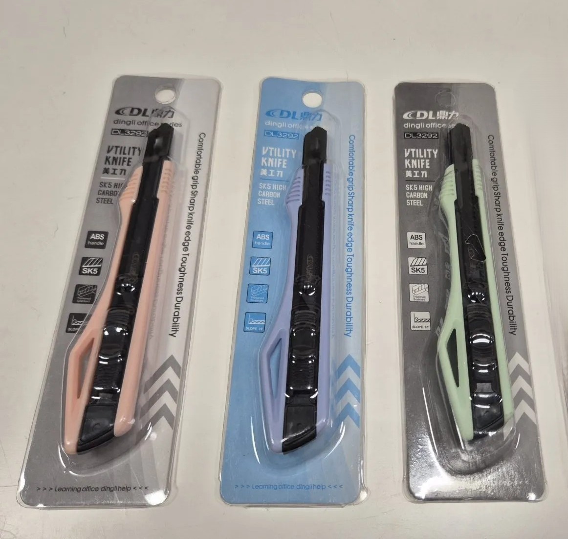 CUTTER CHICO CON GUIA METAL DL3292