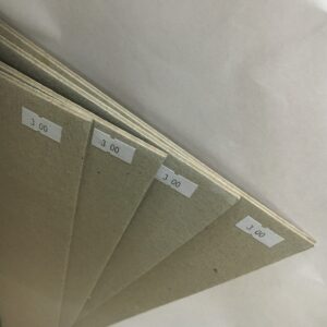 CARTON GRIS 3 mm.