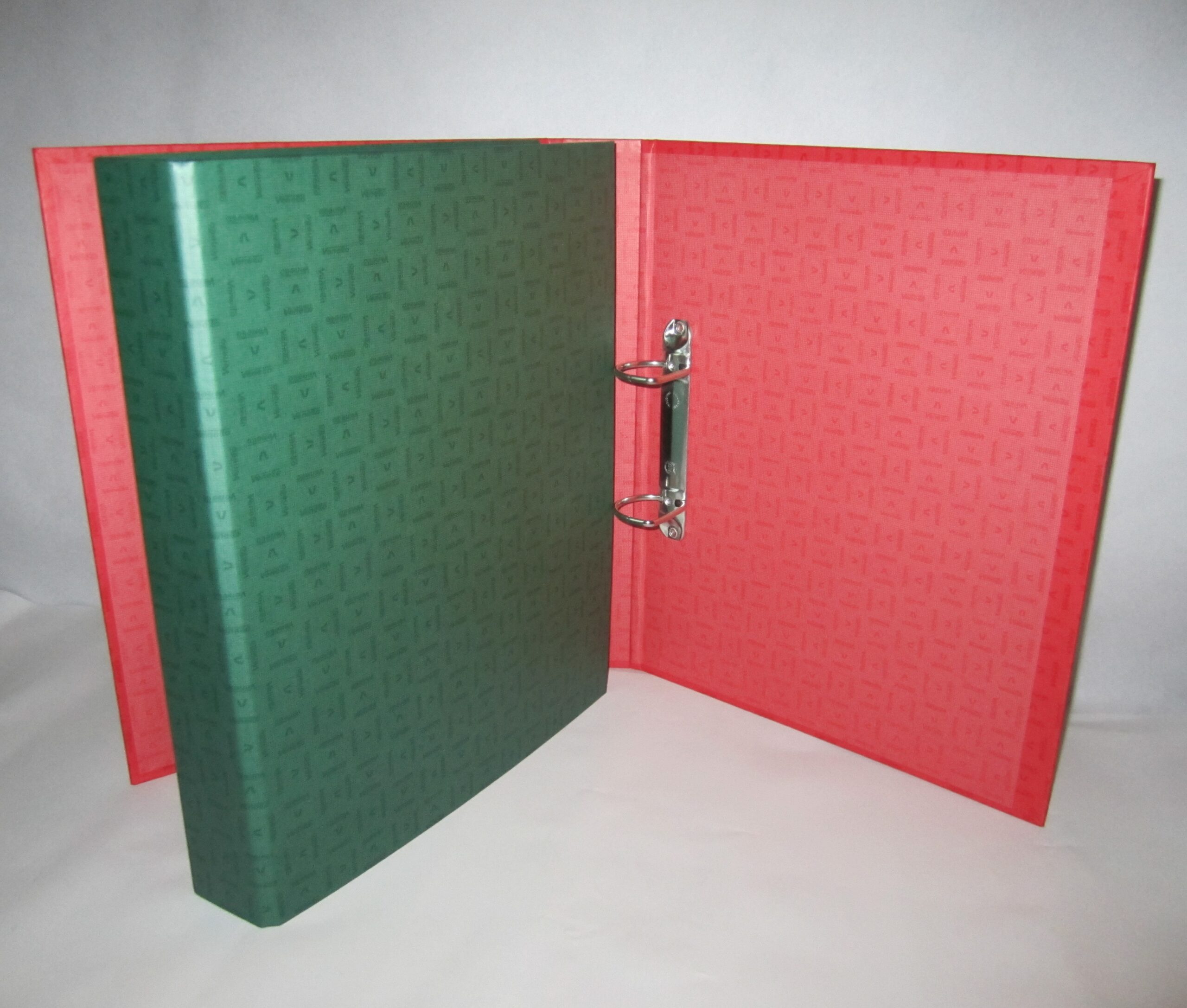 CARPETA PLASTIFICADA A4 2 x 40
