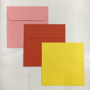 SOBRE COLOR 12,5 x 12,5 cm.