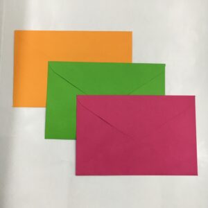 SOBRE COLOR 12,5 x 19 cm.