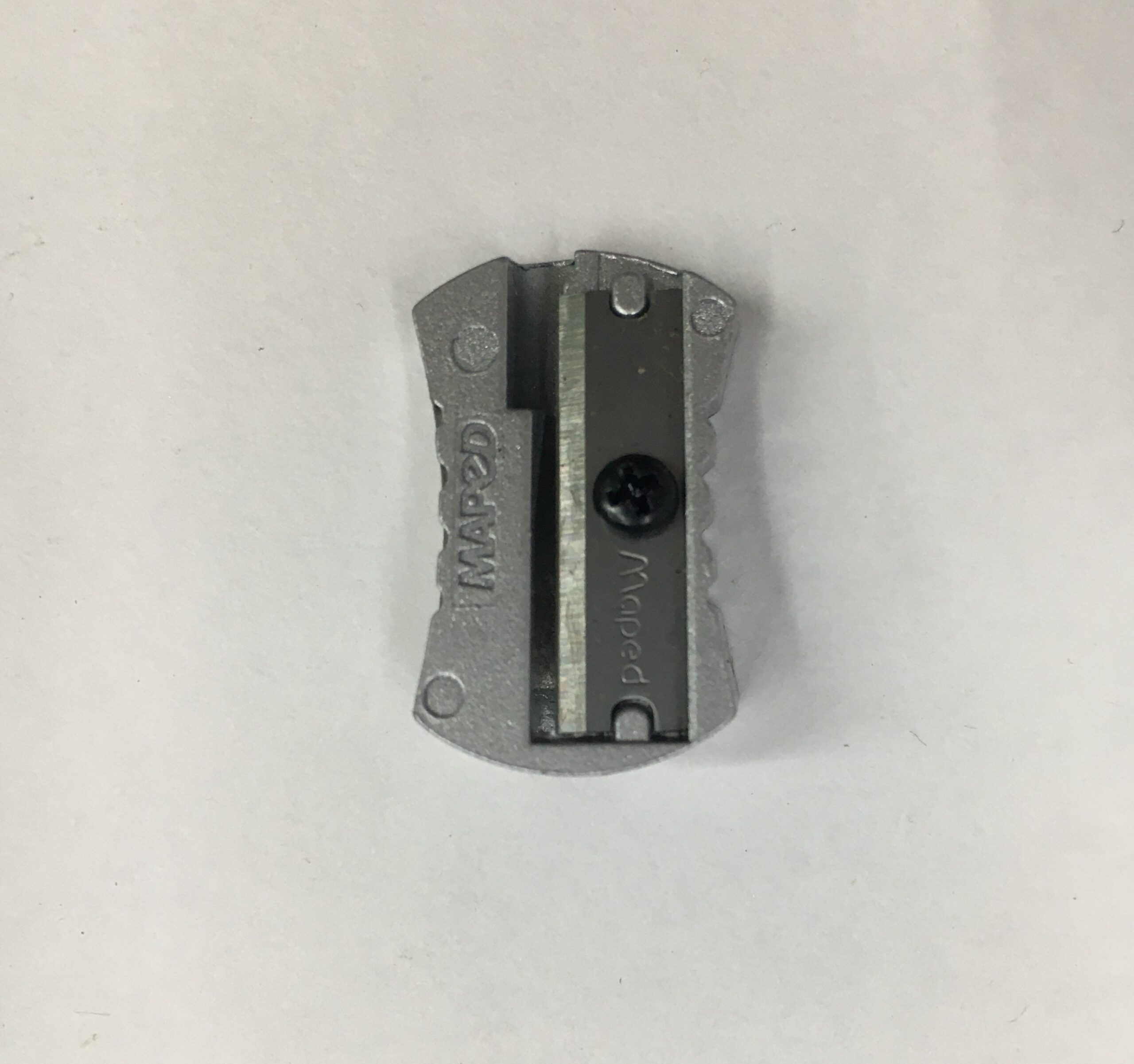 SACAPUNTAS METALICO MAPED