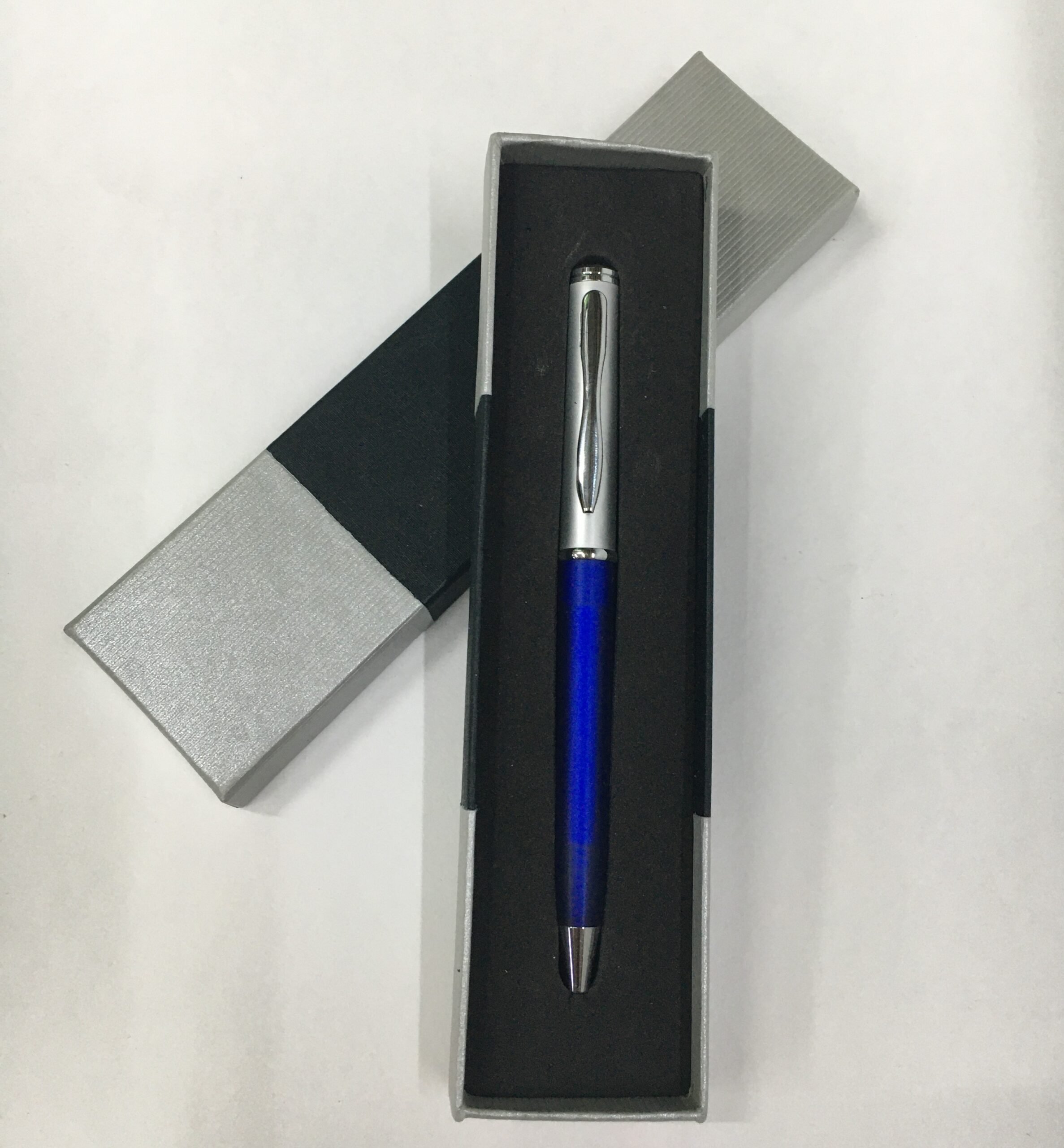 BOLIGRAFO DIPLOMAT EN ESTUCHE