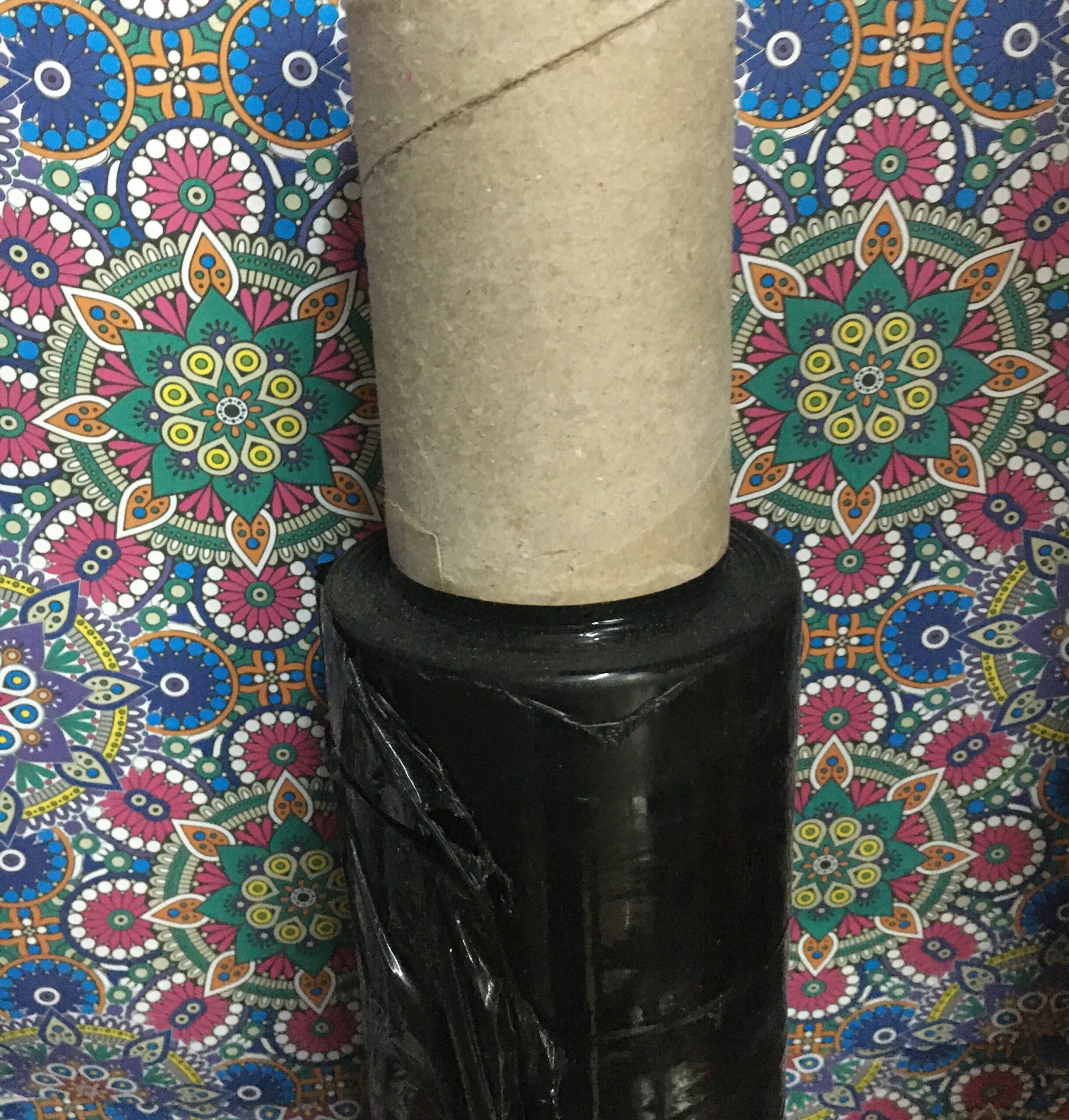 FILM STRECH VIRGEN NEGRO 50 cm. x 3 kg.