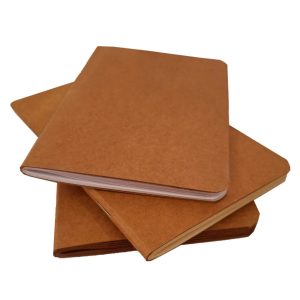 LIBRETA ABROCHADA TAPA KRAFT A5 x 32 h.